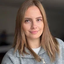 Psk. Yasemin Angun — Psikoloji, Kırklareli. Portre fotoğrafı.
