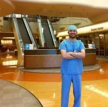 Doç. Dr. Gökhan Karademir — Ortopedi Ve Travmatoloji, Sarıyer, İstanbul. Portre fotoğrafı.