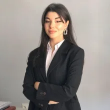 Psk. Dan. Büşra Yayla — Psikolojik Danışma ve Rehberlik, Samsun. Portre fotoğrafı.
