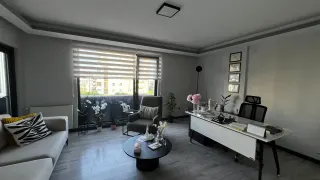 Psk. Sena Müderrisoğlu profilinde yer alan galeri fotoğrafı.
