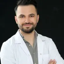 Fzt. Selçuk Koyuncu — Fizyoterapi Ve Rehabilitasyon. Portre fotoğrafı.