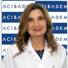 Doç. Dr. Sevgi Şahin — Nefroloji, Küçükçekmece, İstanbul. Portre fotoğrafı.