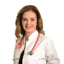 Uzm. Dr. Arzu Tanınmış — Çocuk Sağlığı Ve Hastalıkları, Balıkesir. Portre fotoğrafı.
