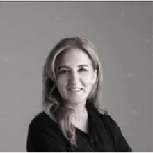 Prof. Dr. Dilek Yörükoğlu — Ankara. Portre fotoğrafı.