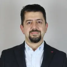 Op. Dr. Mehmet Remzi Erdem — Üroloji, İstanbul. Portre fotoğrafı.