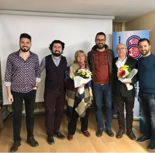 Dr. Fahri Davulcu profilinde yer alan galeri fotoğrafı.