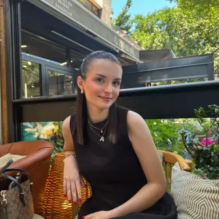 Dyt. Aylin Çakır profilinde yer alan galeri fotoğrafı.