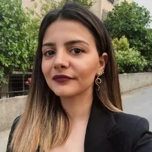 Psk. Dan. Elif Erbek — Psikolojik Danışma ve Rehberlik, İstanbul. Portre fotoğrafı.