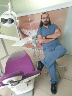 Dt. Ceyhun Baloğlu profilinde yer alan galeri fotoğrafı.