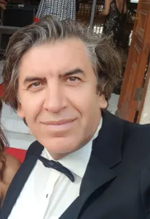 Prof. Dr. Samet Topuz profilinde yer alan galeri fotoğrafı.