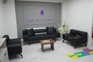 Psk. İpek Akalp İnal profilinde yer alan galeri fotoğrafı.