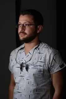 Uzm. Dt. Hüseyin Gündüz profilinde yer alan galeri fotoğrafı.