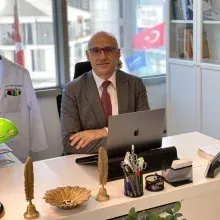 Prof. Dr. Ahmet Ziya Balta — Genel Cerrahi, İstanbul. Portre fotoğrafı.