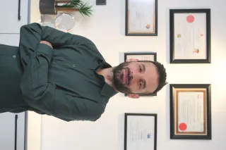 Op. Dr. Melih Arif Közen profilinde yer alan galeri fotoğrafı.
