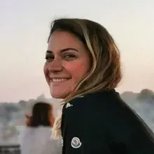 Doç. Dr. Elif Ganime Aygün — Kadın Hastalıkları Ve Doğum, İstanbul. Portre fotoğrafı.