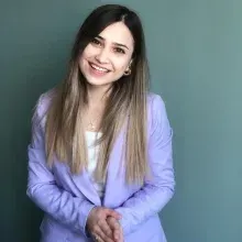 Dyt. Hande Çağdaş — Diyetisyen, İstanbul. Portre fotoğrafı.