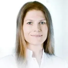 Op. Dr. Ayşenur Kaya Kahveci — Kadın Hastalıkları Ve Doğum, Mezitli, Mersin. Portre fotoğrafı.