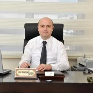 Uzm. Dr. Ahmet Memeşa — Bursa. Portre fotoğrafı.
