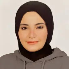Psk. Şeyma Lütfiye Erdurmuş — Psikoloji. Portre fotoğrafı.