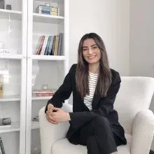 Psk. Dan. Sıla Doğanlar — Ankara. Portre fotoğrafı.