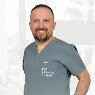 Dt. Murat Beyazıt — Diş Hekimi, Tekirdağ. Portre fotoğrafı.