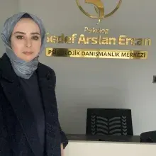 Psk. Sedef Arslan Ercan — Psikoloji, Konya. Portre fotoğrafı.