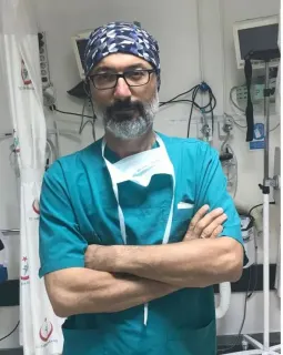 Op. Dr. Turab Ulaşoğlu profilinde yer alan galeri fotoğrafı.