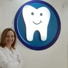 Dr. Dt. Sibel Polat — Ankara. Portre fotoğrafı.