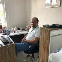 Uzm. Dr. Muharrem Doğan — İç Hastalıkları, Aydın. Portre fotoğrafı.