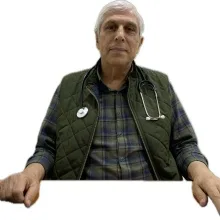 Uzm. Dr. Mehmet Nevzat Ilıman — İç Hastalıkları, Ankara. Portre fotoğrafı.