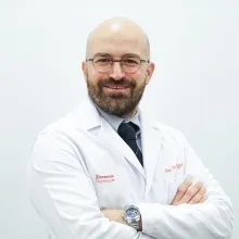 Prof. Dr. Yiğit Çanga — Kardiyoloji, Ataşehir, İstanbul. Portre fotoğrafı.