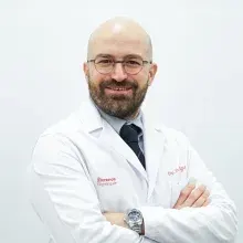 Prof. Dr. Yiğit Çanga — Kardiyoloji, Ataşehir, İstanbul. Portre fotoğrafı.