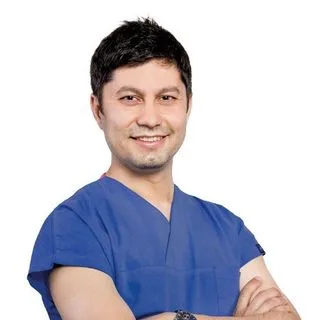 Op. Dr. Semih Mun — Kadın Hastalıkları Ve Doğum, Denizli. Portre fotoğrafı.