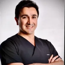 Op. Dr. Anar Alakbarov — Ortopedi Ve Travmatoloji. Portre fotoğrafı.