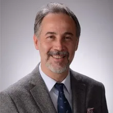 Prof. Dr. Ercan Kaya — Kulak Burun Boğaz, Eskişehir. Portre fotoğrafı.