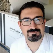 Dr. Metin Kılıç — Pratisyen, Manisa. Portre fotoğrafı.