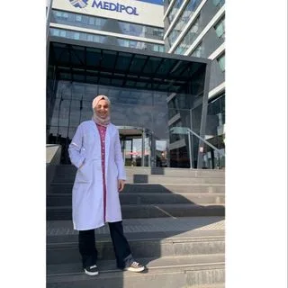Dyt. Ayşe Gülay Namlı Candemir — İstanbul. Portre fotoğrafı.