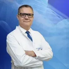 Doç. Dr. Murat Saylık — Ortopedi Ve Travmatoloji, Nilüfer, Bursa. Portre fotoğrafı.