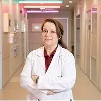 Prof. Dr. Nihal Özaras — Fiziksel Tıp Ve Rehabilitasyon, Ümraniye, İstanbul. Portre fotoğrafı.