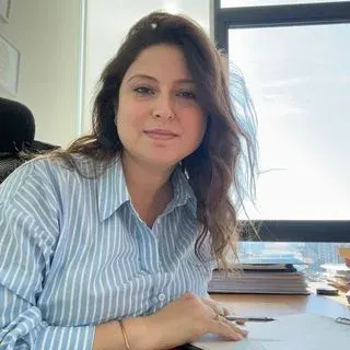 Kl. Psk. Leyla Muzafferoğlu — Psikoloji, Bursa. Portre fotoğrafı.
