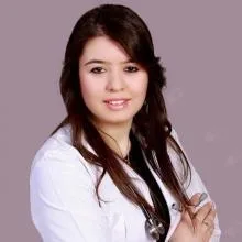 Op. Dr. Gözde Şahin — Göz Hastalıkları, Balıkesir. Portre fotoğrafı.