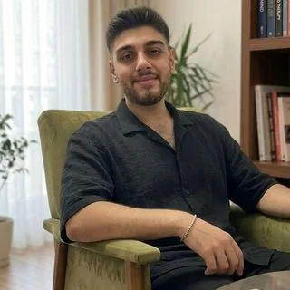 Psk. Erdinç Sezdi — Psikoloji, Eskişehir. Portre fotoğrafı.