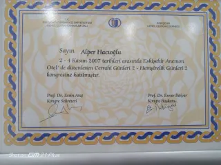 Op. Dr. Alper Hacıoğlu profilinde yer alan galeri fotoğrafı.