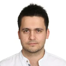 Op. Dr. Ufuk Utku Göktuğ — Genel Cerrahi, İstanbul. Portre fotoğrafı.