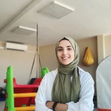 Erg. Zeynep Aksoy — Ergoterapi, İstanbul. Portre fotoğrafı.