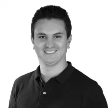 Dr. Dt. Hakan Çolak — Kocaeli. Portre fotoğrafı.