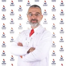 Dr. Öğr. Üyesi Ali Bora Üstünsoy — Genel Cerrahi, Şehitkamil, Gaziantep. Portre fotoğrafı.