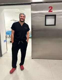 Op. Dr. Ahmet İlker Eryılmaz profilinde yer alan galeri fotoğrafı.