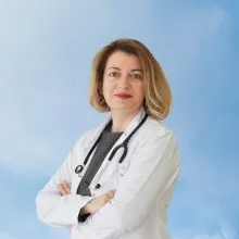 Doç. Dr. Zahide Yalaki — Çocuk Sağlığı Ve Hastalıkları, Ankara. Portre fotoğrafı.