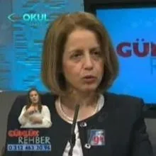 Prof. Dr. F. Müjgan Sönmez — Çocuk Nörolojisi, Ankara. Portre fotoğrafı.